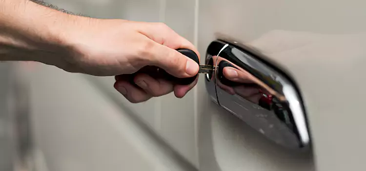 Why Choose Our Auto Locksmith Team in Providence, RI?