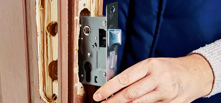 Garage Door Lock Replacement Providence